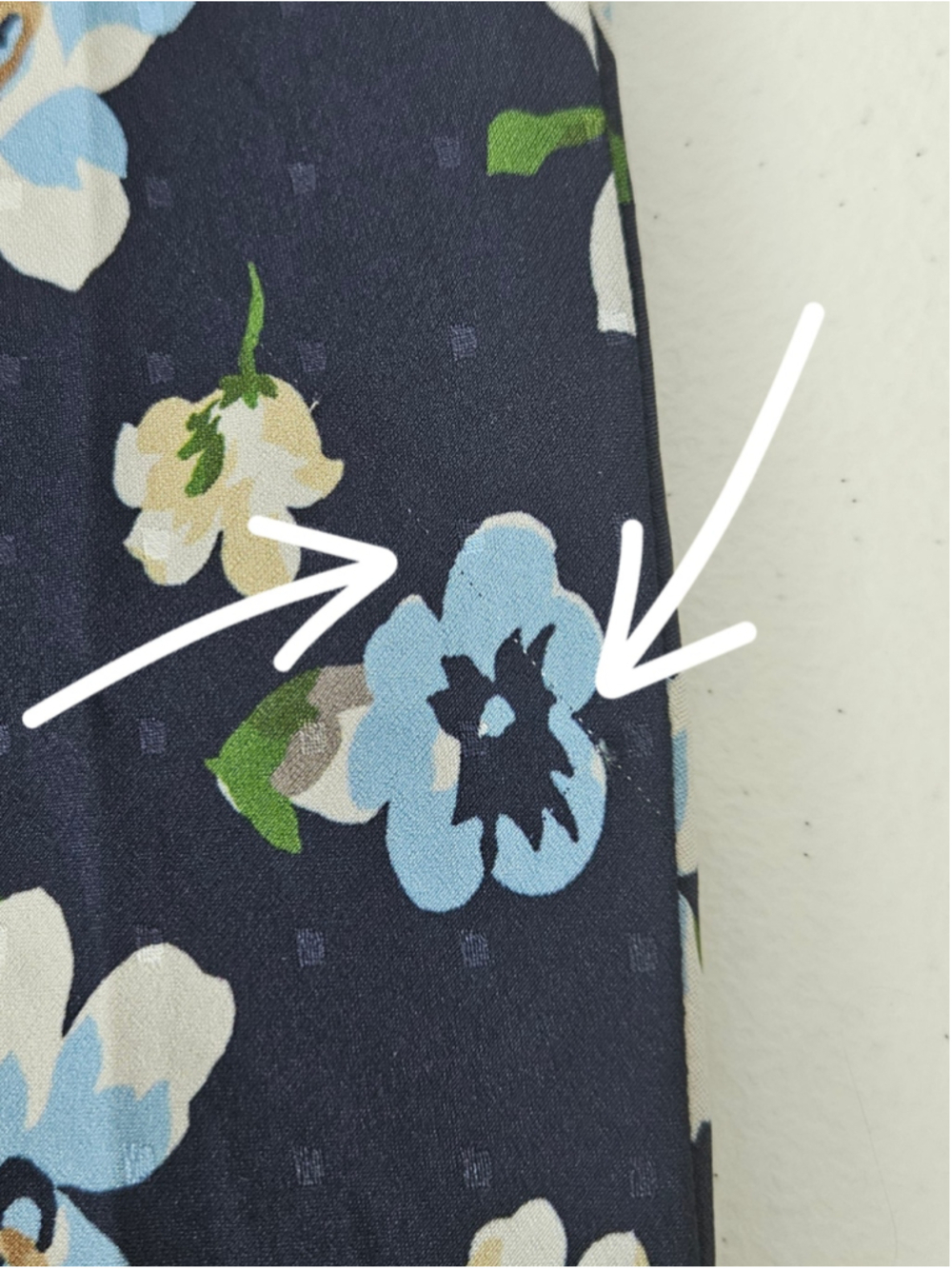 Veronica Beard Clover Floral Silk Blend Midi Skirt Size 4 Navy Luxury Silky - Picture 15 of 15